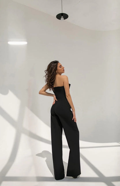 Classic Black V-neck Sleeveless Jumpsuit