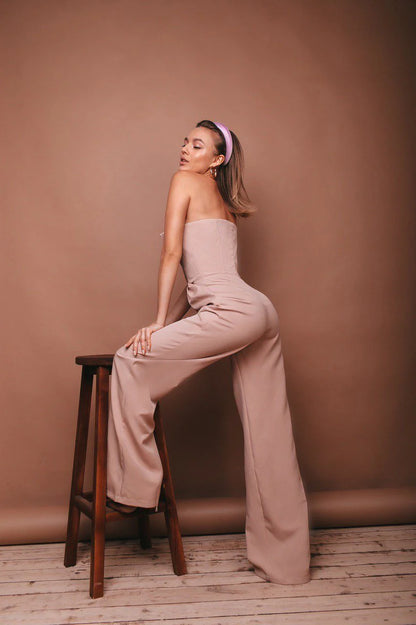 Classic Beige V-neck Sleeveless Jumpsuit